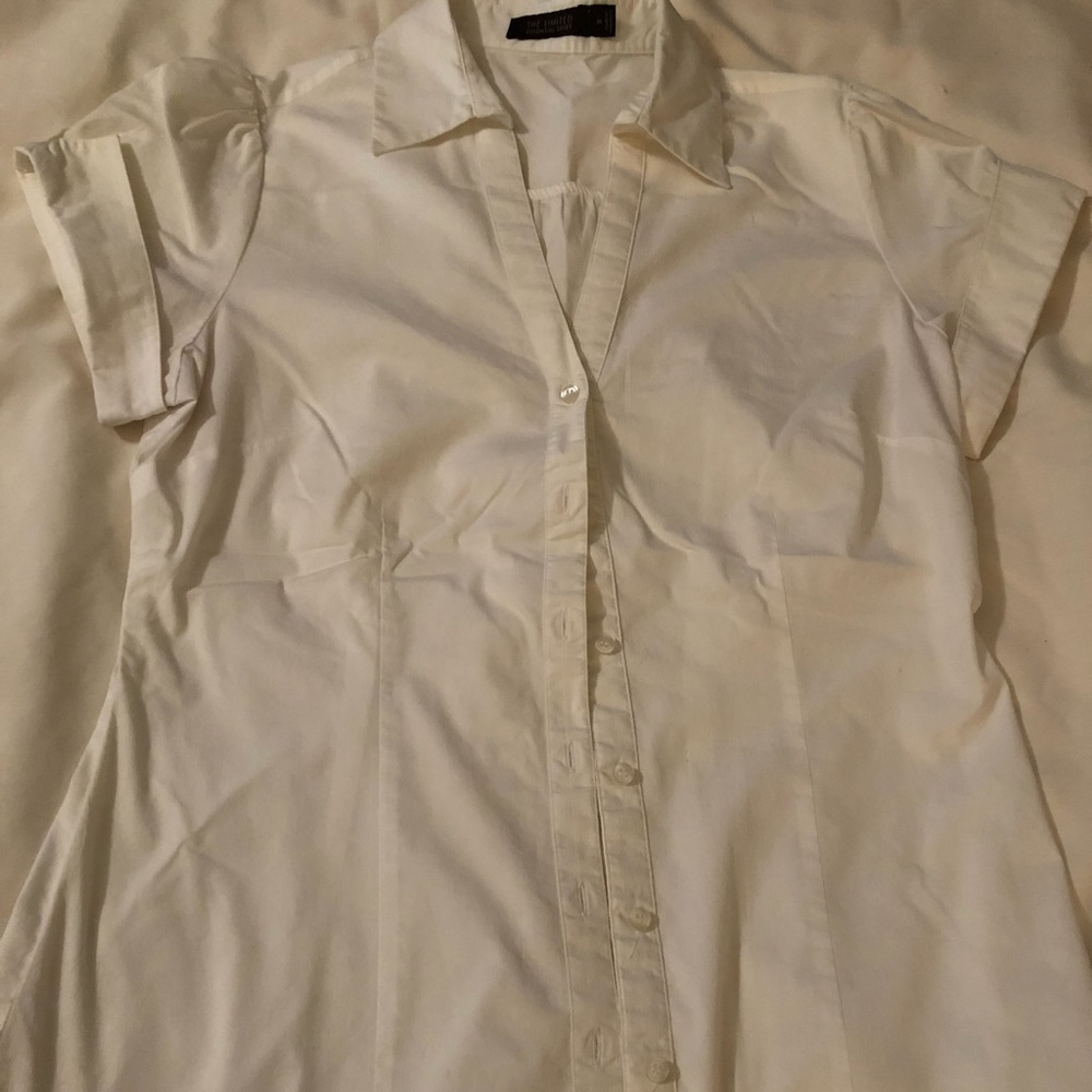 Women’s Short Sleeve Button Down Blouse